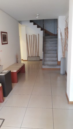 DEPARTAMENTO DE 3 AMB A LA CALLE CON BALCÓN EN DUPLEX