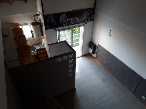 DEPARTAMENTO DE 3 AMB A LA CALLE CON BALCÓN EN DUPLEX