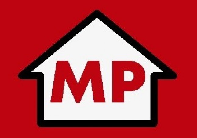 DEPARTAMENTO DE 3 AMB A LA CALLE CON BALCON 