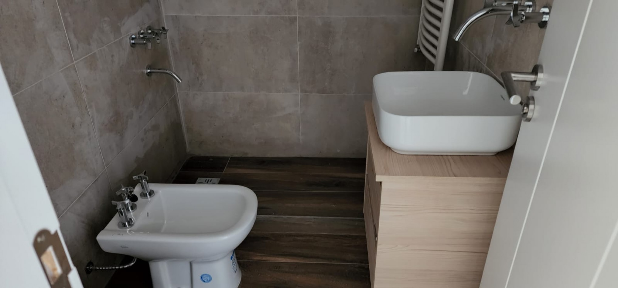 SEMIPISO DE 2 AMB A ESTRENAR. ZONA GUEMES