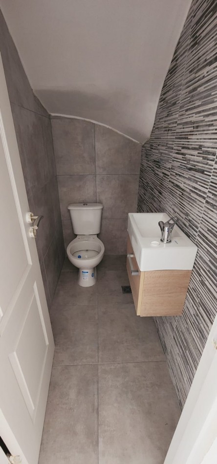 DUPLEX DE 4 AMB CON PARQUE Y ENTRADA DE AUTO. A ESTRENAR