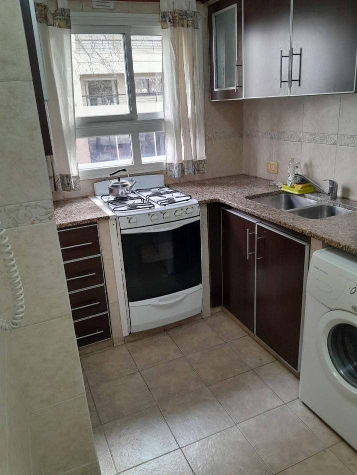 DEPARTAMENTO DE 3 AMB EXTERNO CON BALCON Y PATIO