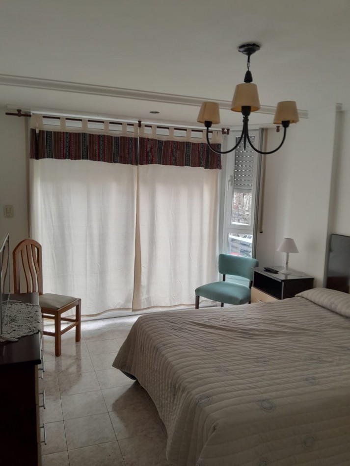 DEPARTAMENTO DE 3 AMB EXTERNO CON BALCON Y PATIO