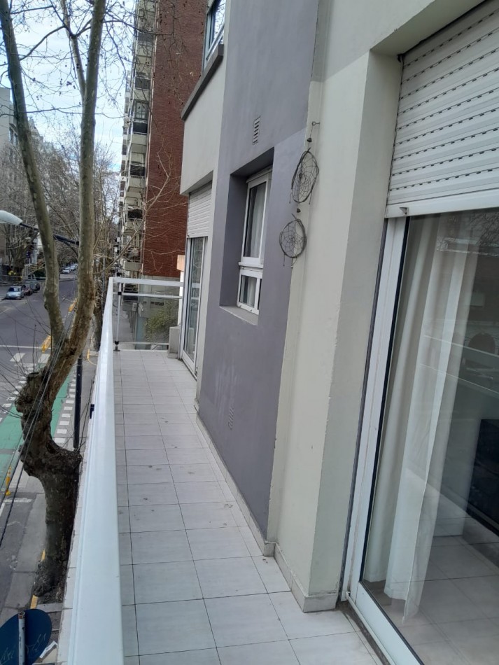 DEPARTAMENTO DE 3 AMB EXTERNO CON BALCON Y PATIO