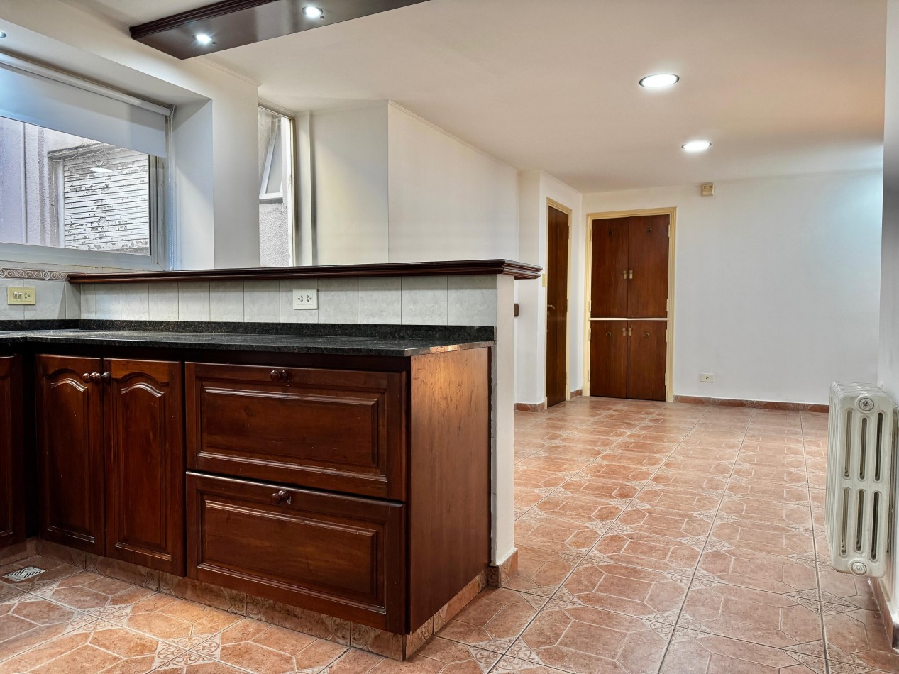 DEPARTAMENTO DE 4 AMB EXTERNO. RECICLADO. BALCON TERRAZA