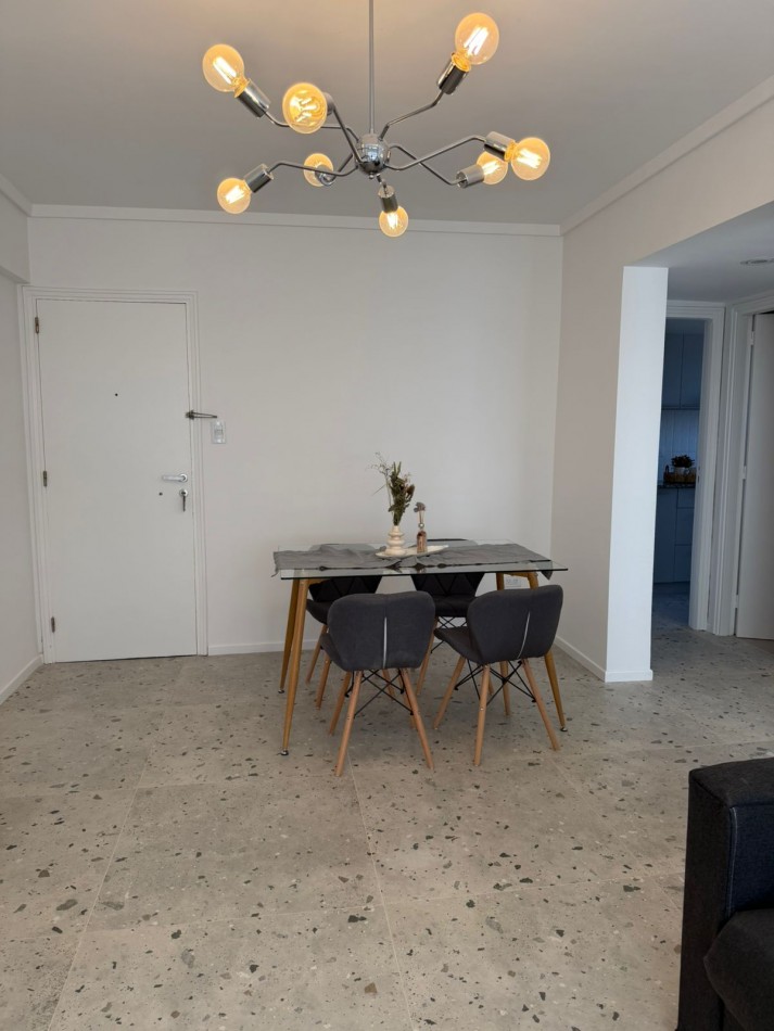 DEPARTAMENTO 2 AMB RECICLADO. VISTA LATERAL AL MAR