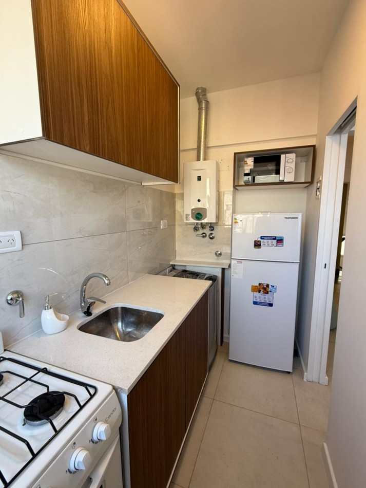 DEPARTAMENTO DE 1 AMB A LA CALLE. RECICLADO