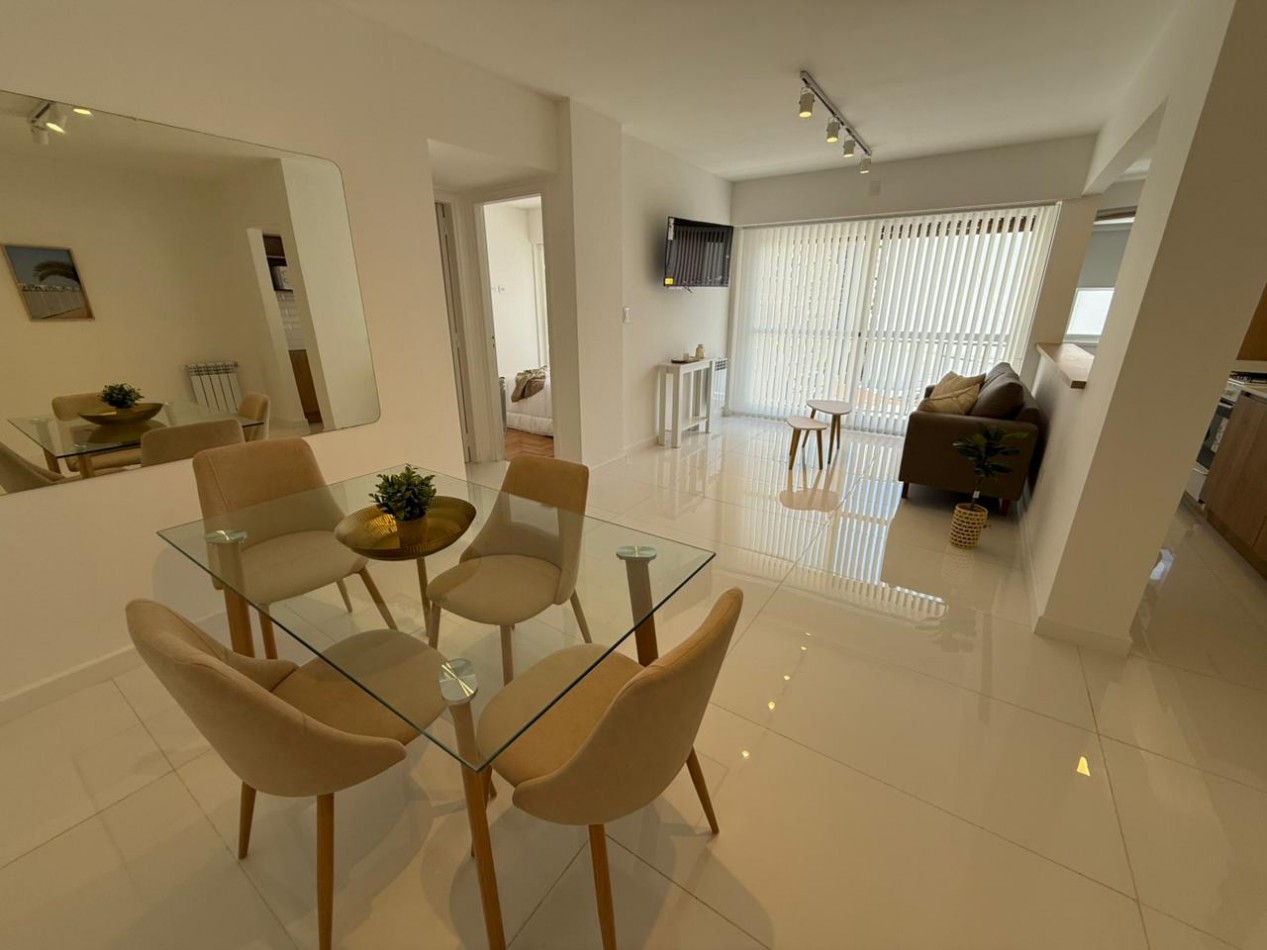 DEPARTAMENTO DE 2 AMB EXTERNO CON BALCON. RECICLADO