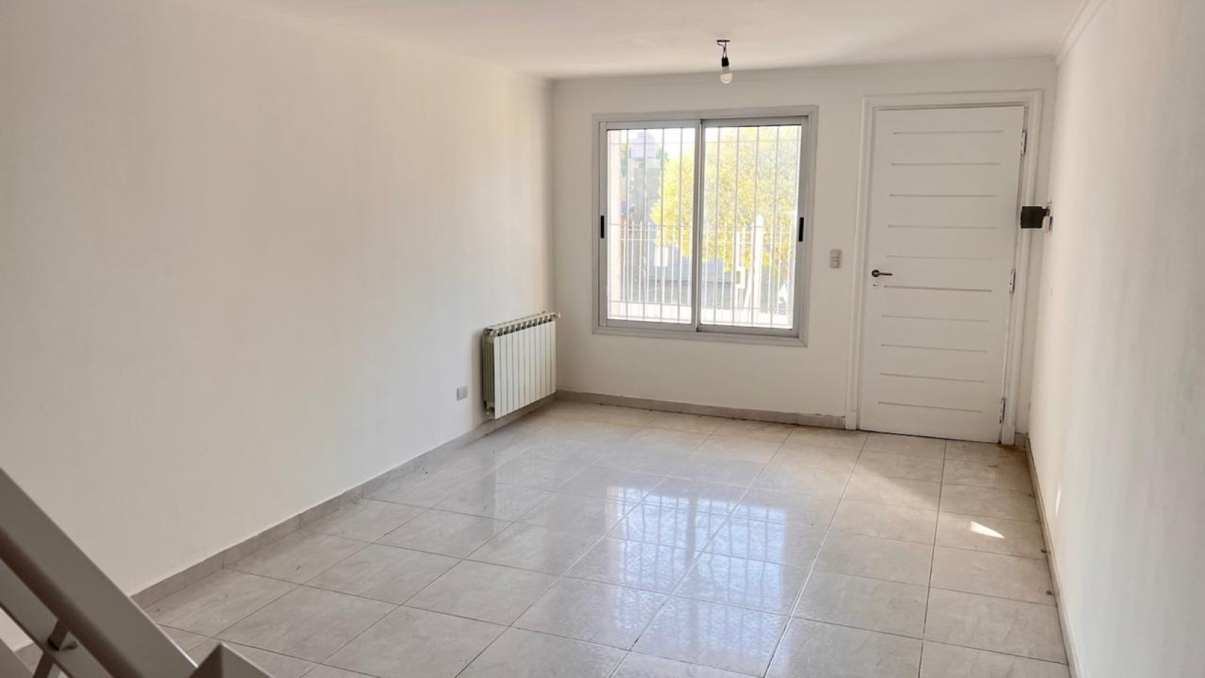 DUPLEX DE 4 AMB CON ENTRADA DE AUTO Y PARQUE