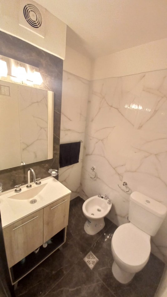 DEPARTAMENTO DE 2 AMB A LA CALLE. RECICLADO