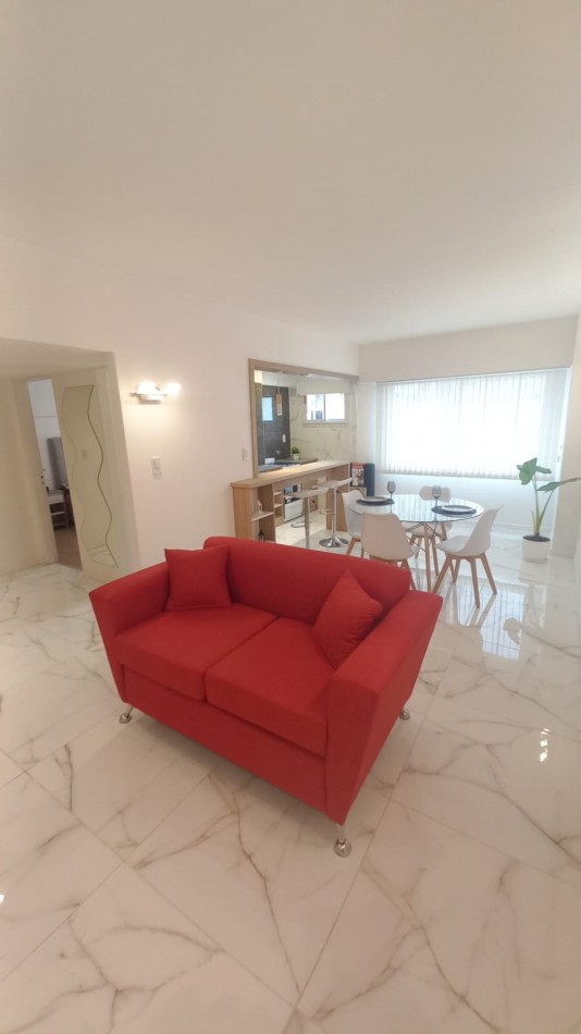 DEPARTAMENTO DE 2 AMB A LA CALLE. RECICLADO