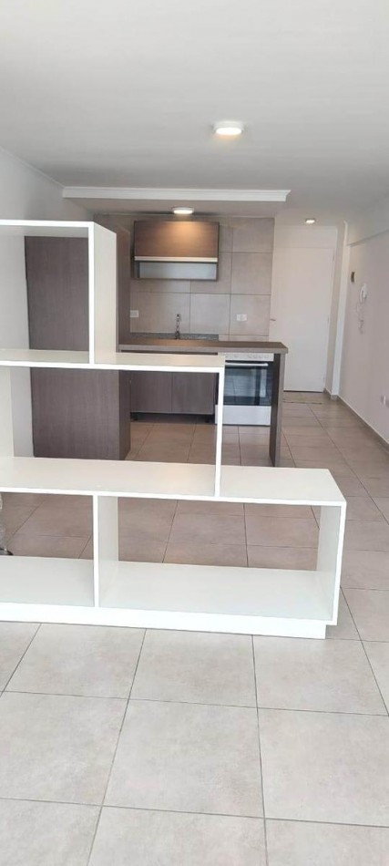 DEPARTAMENTO DE 1 AMB AL CONTRA FRENTE ABIERTO