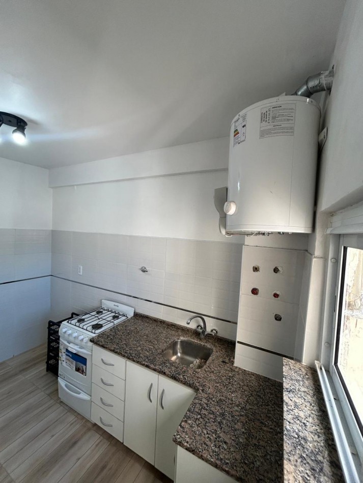 DEPARTAMENTO DE 3 AMB AL CONTRA FRENTE