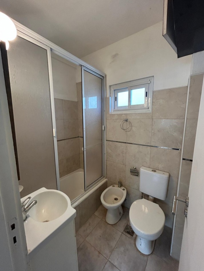 DEPARTAMENTO DE 3 AMB AL CONTRA FRENTE