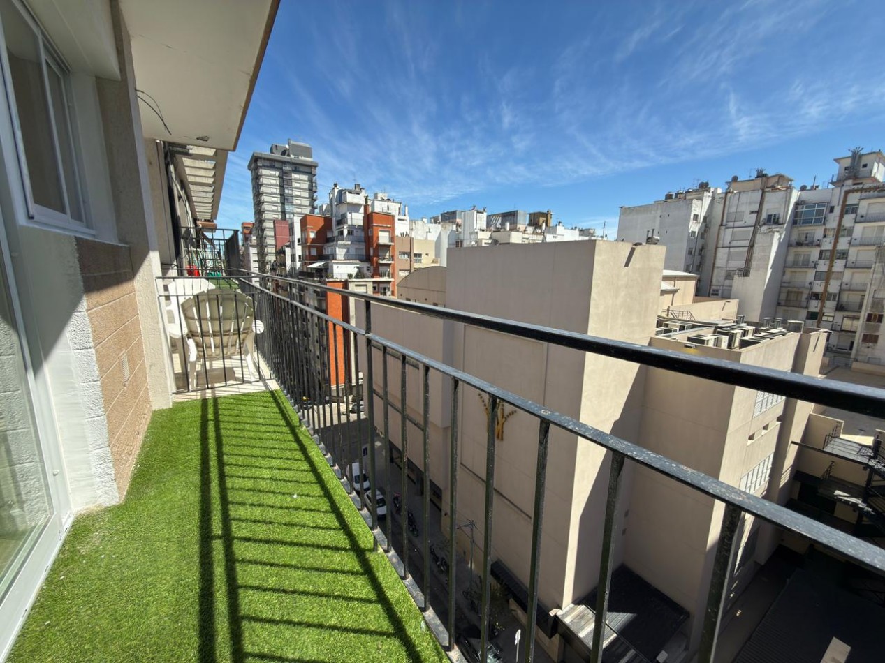 DEPARTAMENTO DE 1 AMB EXTERNO CON BALCON. RECICLADO 