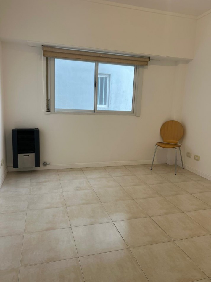 DEPARTAMENTO DE 3 AMB EXTERNO. BALCON Y COCHERA. VISTA AL MAR