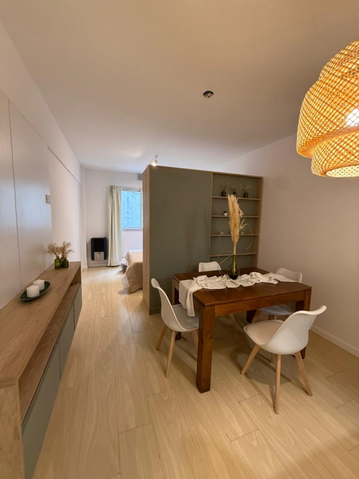 DEPARTAMENTO DE 1 AMB AL CONTRAFRENTE. RECICLADO