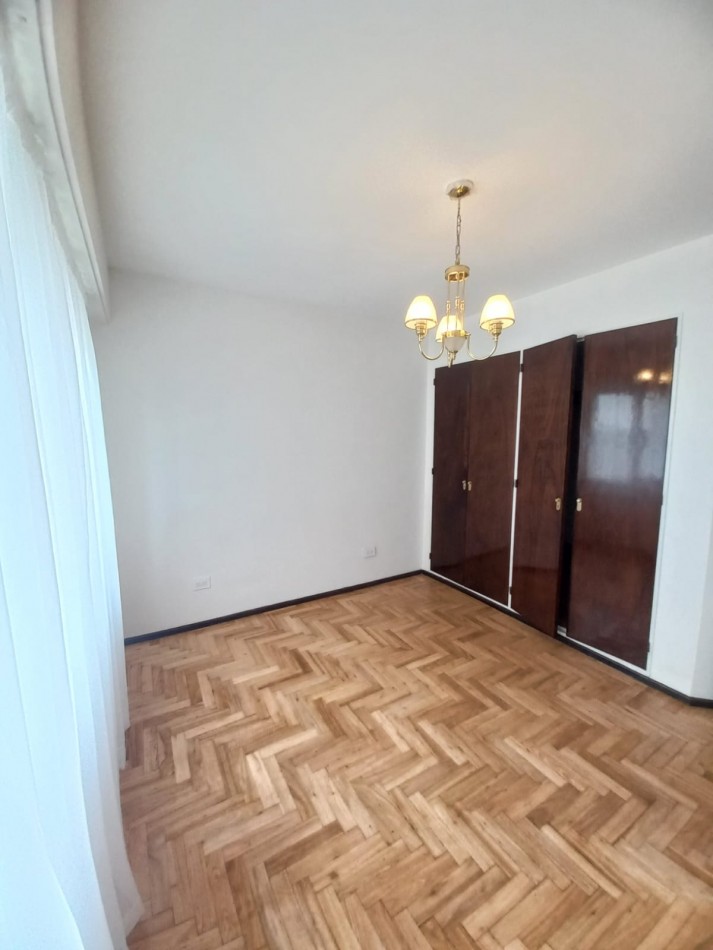 DEPARTAMENTO DE 3 AMB EXTERNO CON BALCON 