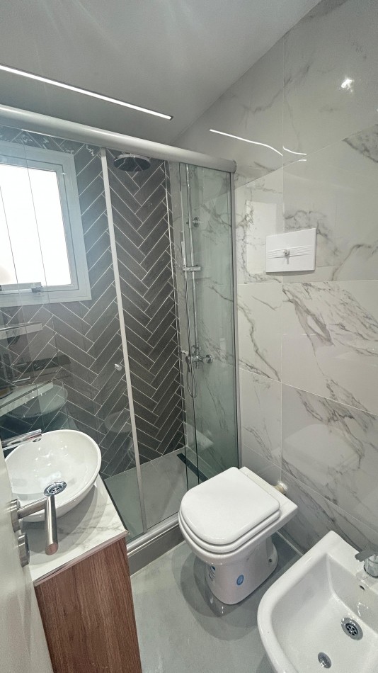 DEPARTAMENTO DE 2 AMB RECICLADO CON BALCON TERRAZA