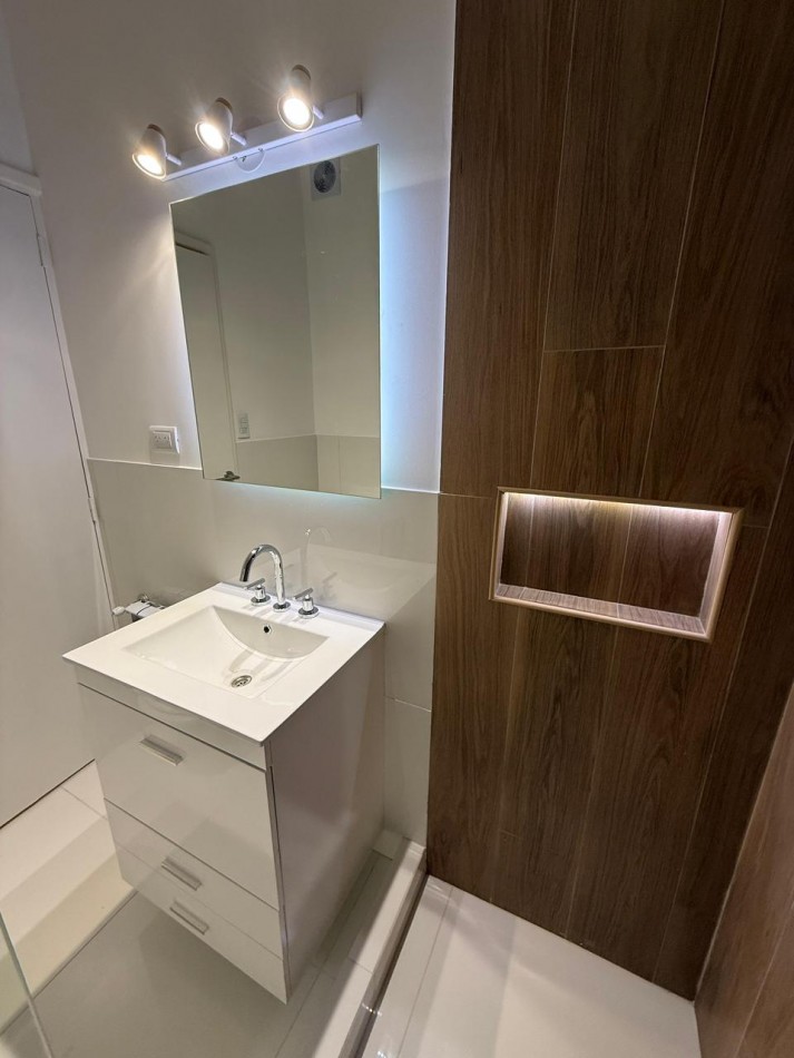 DEPARTAMENTO DE 3 AMB CON 2 PATIOS 