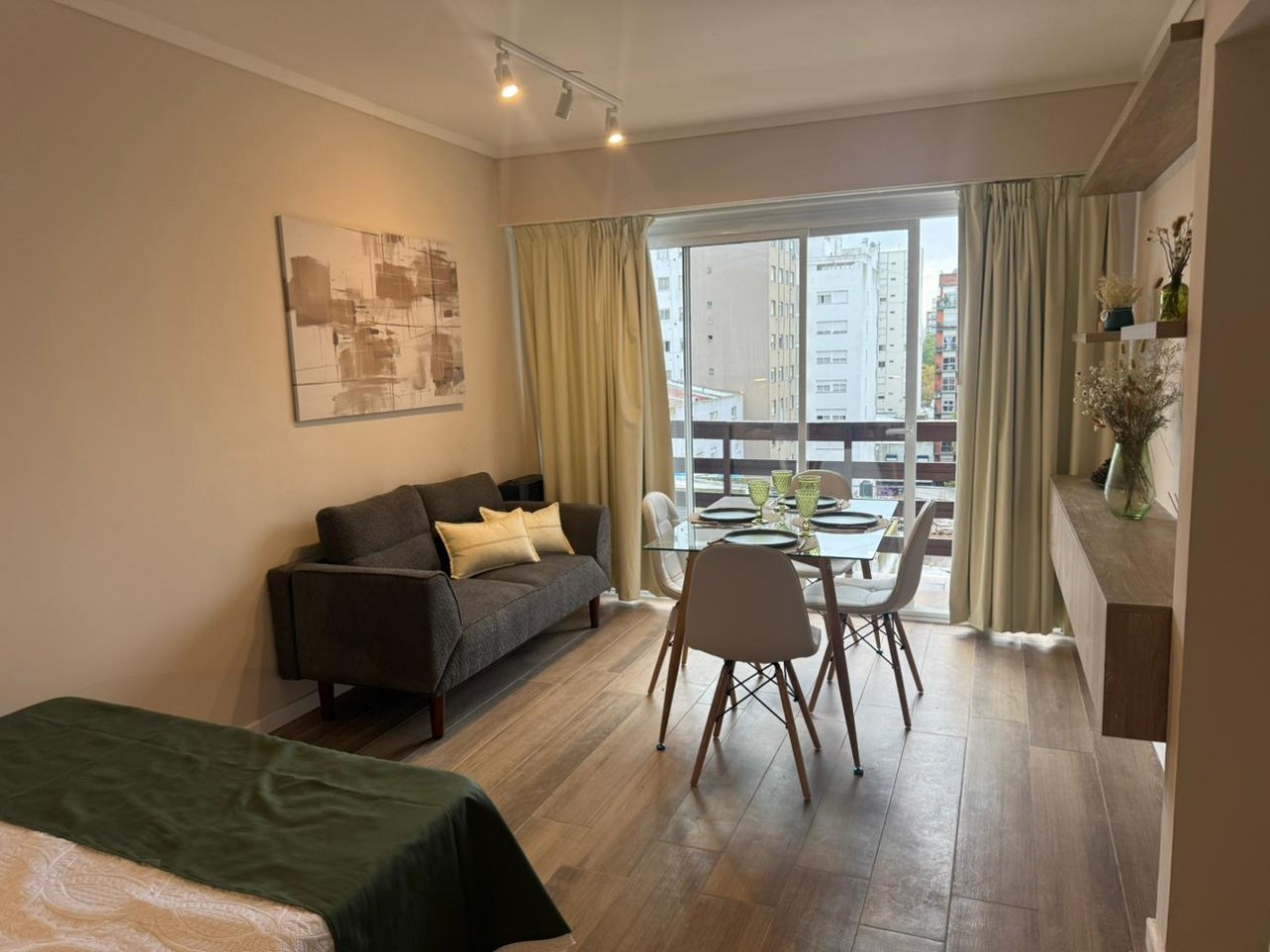 DEPARTAMENTO DE 1 AMB EXTERNO CON BALCON. RECICLADO