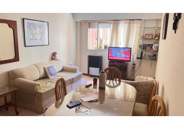 DEPARTAMENTO DE 2 AMB LATERAL