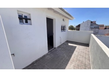 PH DE 3 AMB NUEVO. PATIO